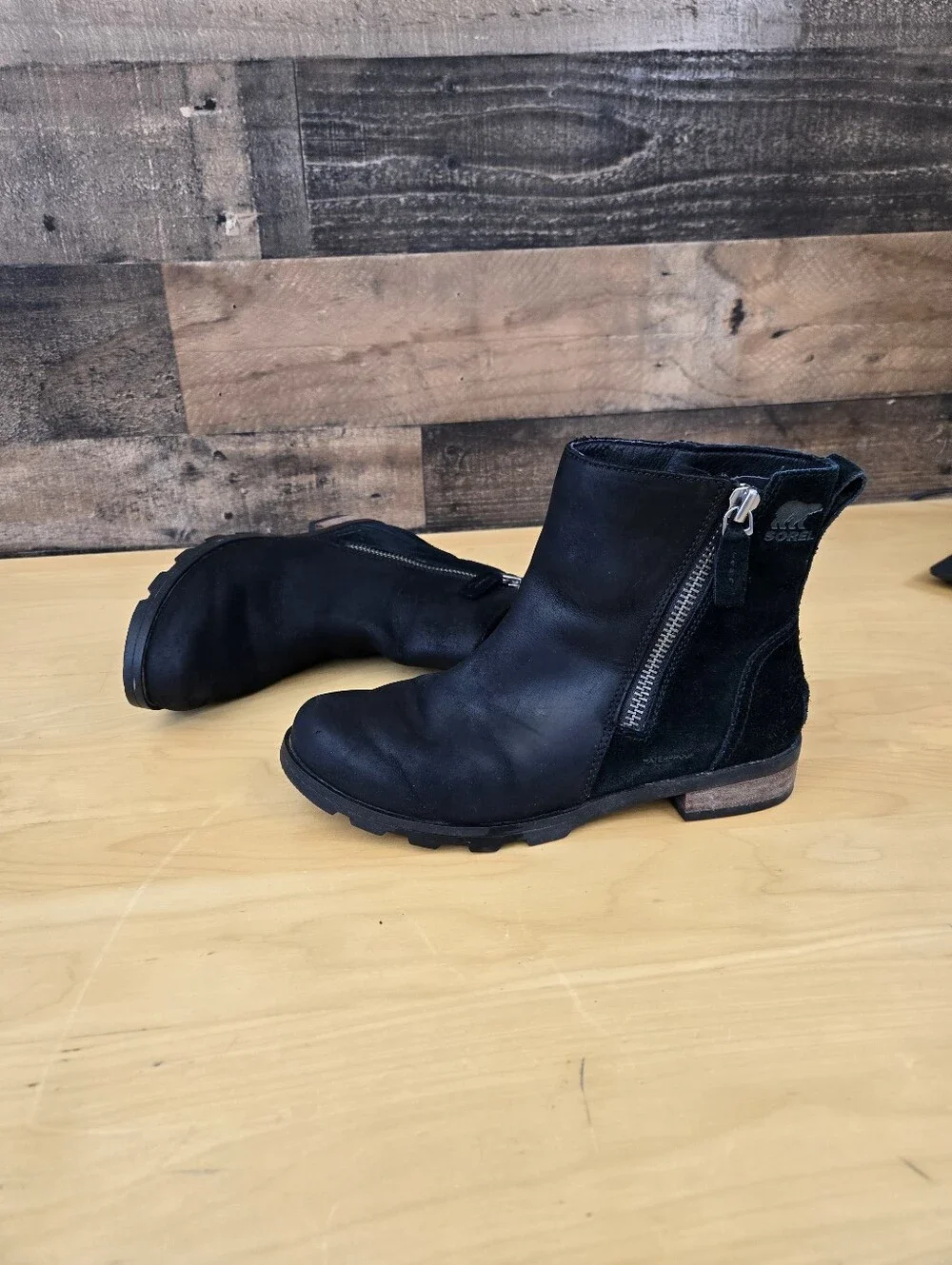 Sorel Emelie Zip Ankle Boots Bootie Black Leather Suede - Women's Size 6.5